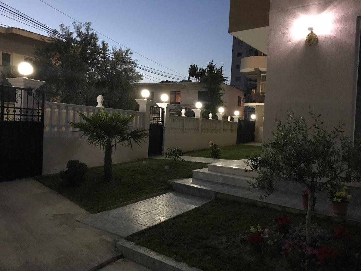 Hotel Vila Dedej Durrës Eksteriør billede