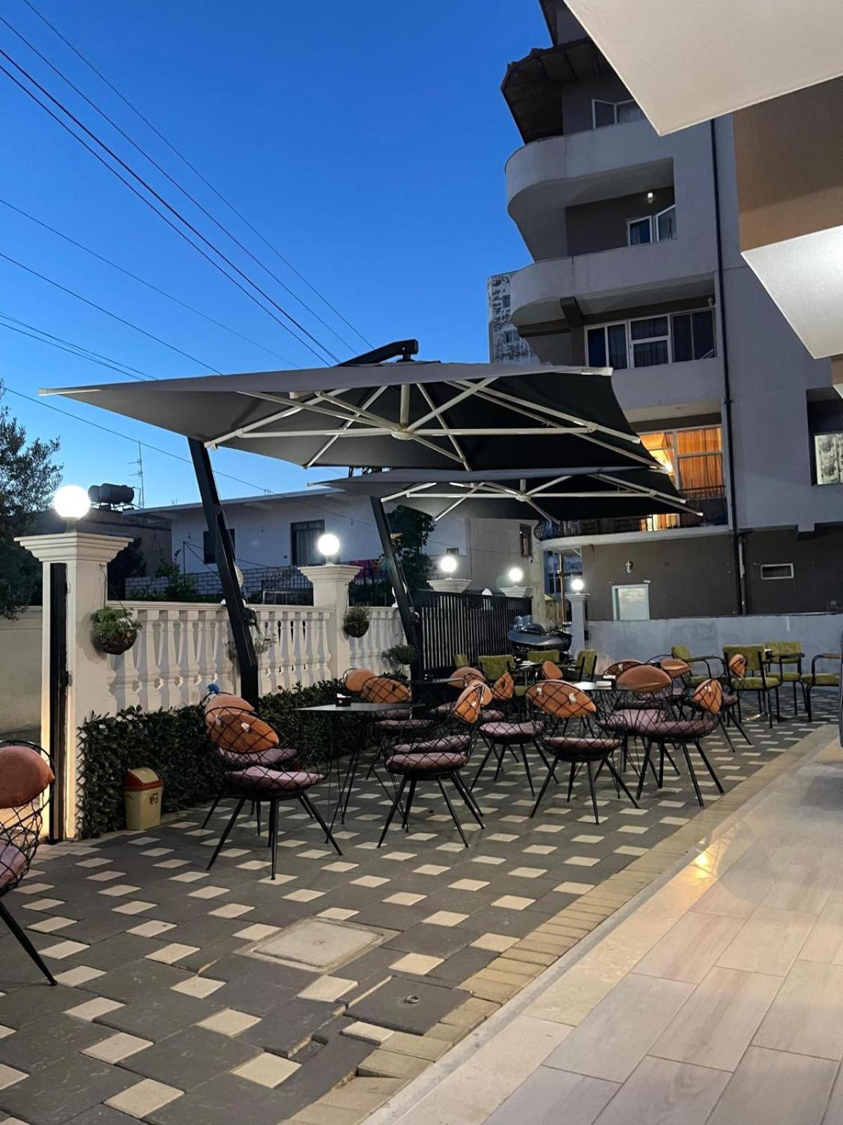 Hotel Vila Dedej Durrës Eksteriør billede