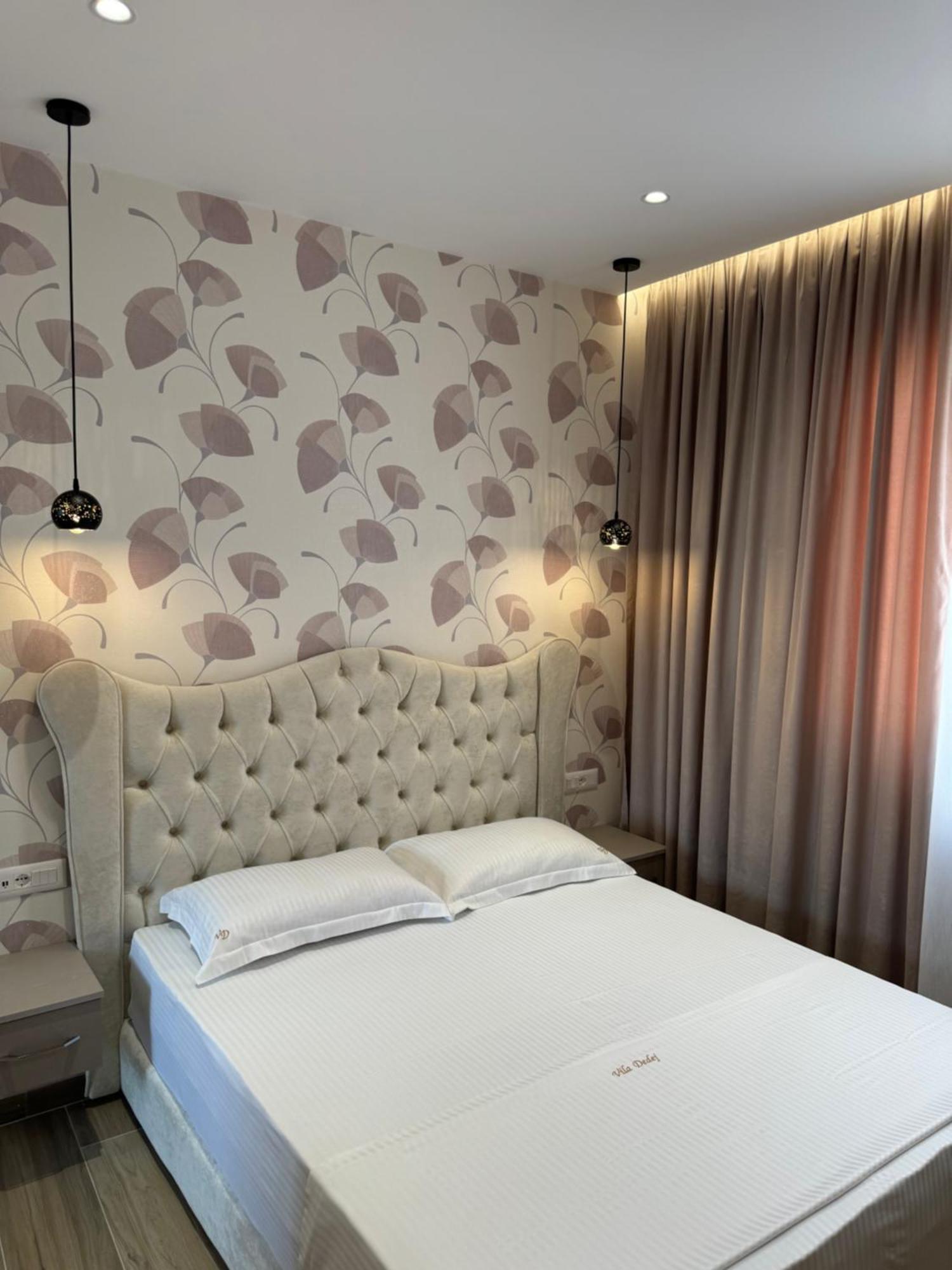 Hotel Vila Dedej Durrës Eksteriør billede